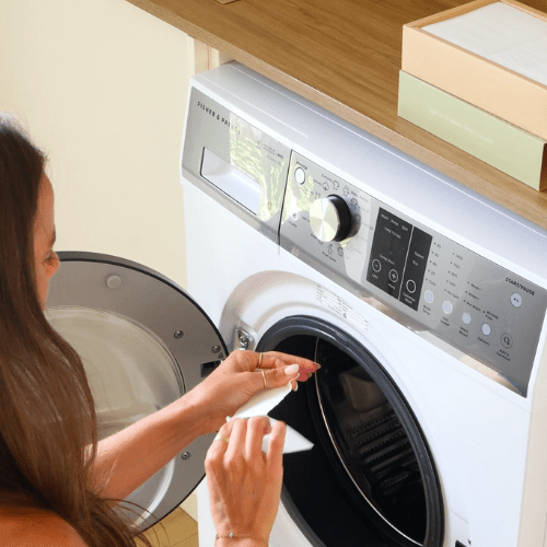 Aussie owned laundry sheet for sensitive skin, dermatologically tested and plant-powered for a gentle, effective clean.